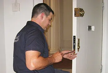 Logan Locksmith Shop Uniondale, NY 516-962-5475 - Expert-20Locksmith