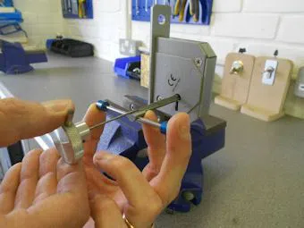 Logan Locksmith Shop Uniondale, NY 516-962-5475 - key-broke-in-lock